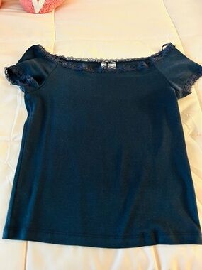 Divided Navy Lace-Trim Off-Shoulder Tank